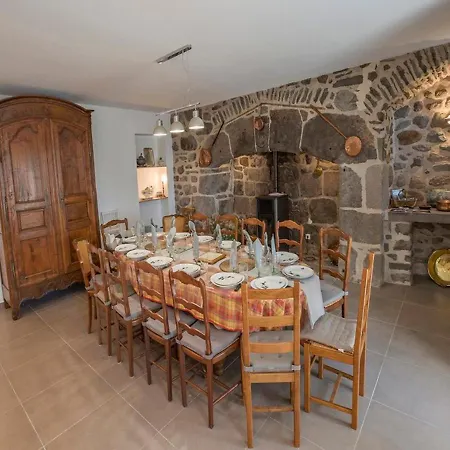 Maison De Caractere Avec Sauna, Jardin, Cheminee Et Activites Nature, Pres De Salers - Fr-1-742-24